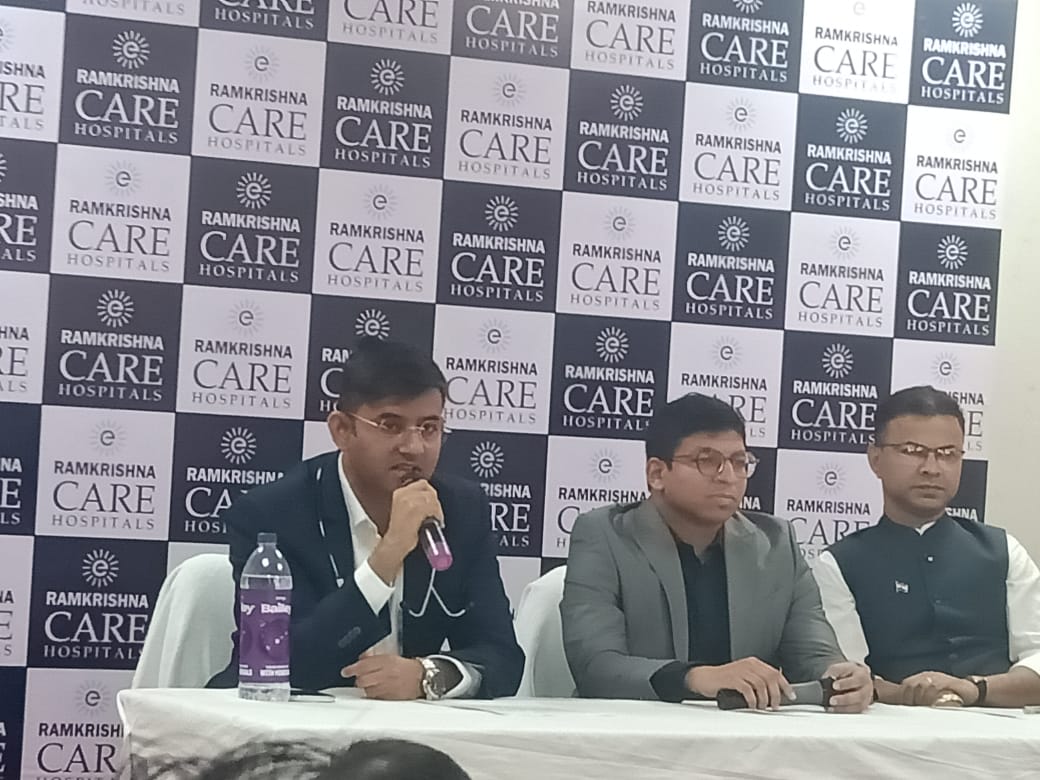 विश्व कैंसर दिवस : रामकृष्ण केयर अस्पताल ने सनराइज फाउन्डेशन के साथ मिलकर की निशुल्क थर्मोग्राफी-थर्मलेटिक्स डिवाइस द्वारा स्तर कैंसर की जांच