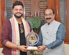 क्रिकेटर सुरेश रैना छत्तीसगढ़ क्रिकेट प्रीमियर लीग के बने ब्रांड एंबेसडर, डिप्टी सीएम अरूण साव से की मुलाकात