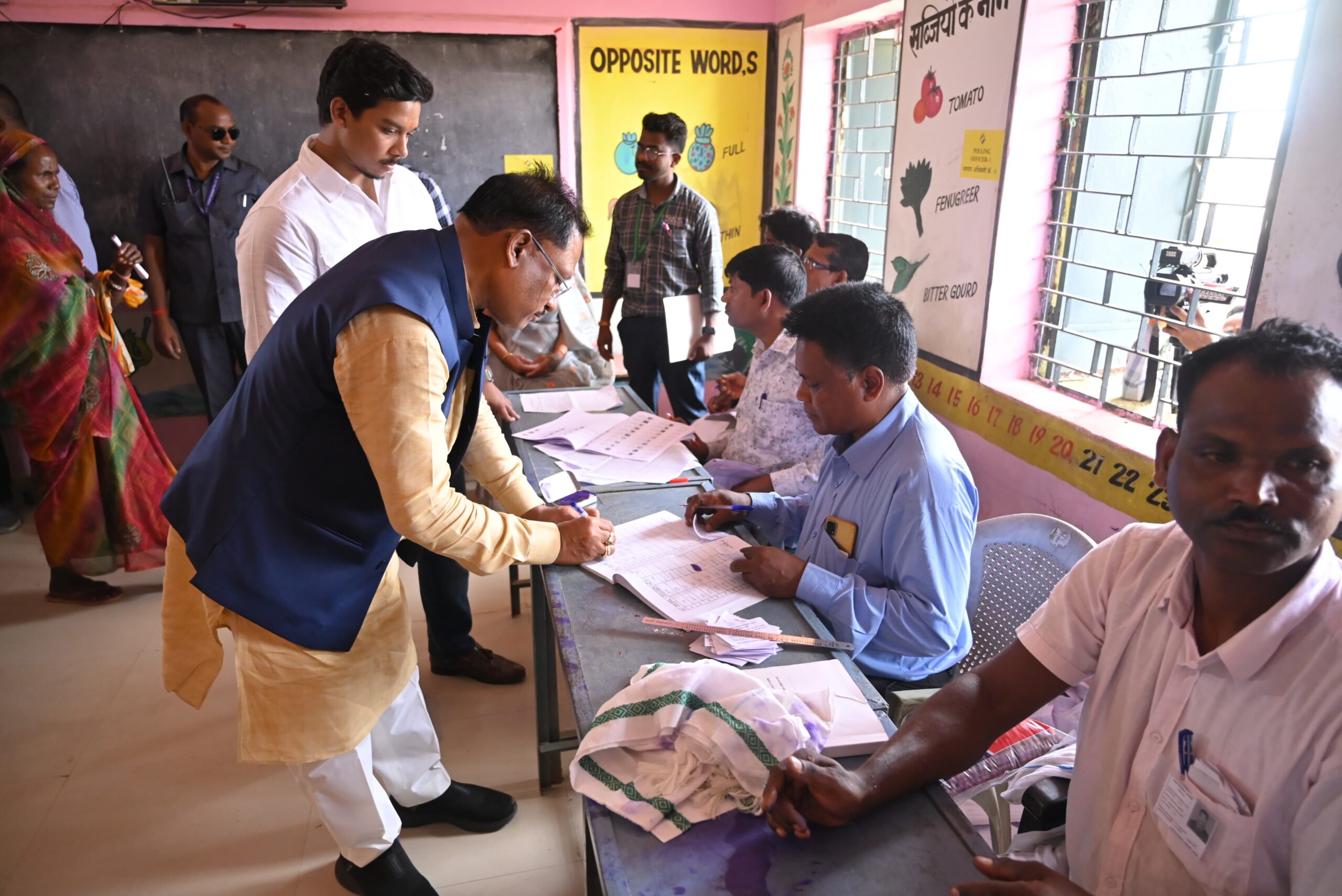 छत्तीसगढ़ की 7 सीटों सहित प्रदेश में चुनाव संपन्न, मुख्यमंत्री विष्णु देव साय ने जताया मतदाताओं का आभार