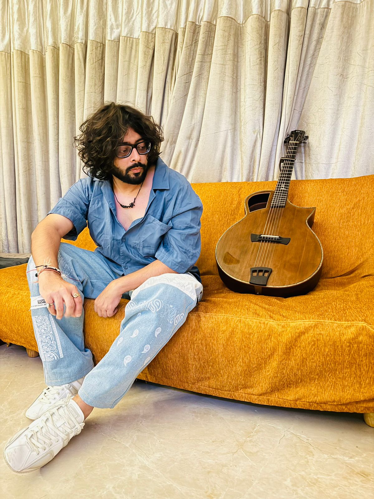 ‘देखा तेनु’ की सफलता पर अज़ीम दयानी: यह गाना प्यार के बारे में है और इसे जिस तरह से प्यार मिला है, वह वाकई बहुत बढ़िया है