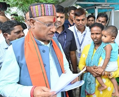 मुख्यमंत्री विष्णुदेव साय की पहल पर शुरू कुनकुरी सेवा सदन में स्वयं पहुंचे सीएम, पूछा मरीजों का हालचाल