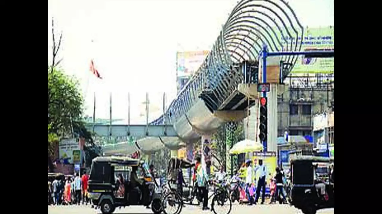 विशाल अजगर की अस्थि पंजर की तरह दिखने वाले स्काई वाॅक का काम पूरा किया जाएगा