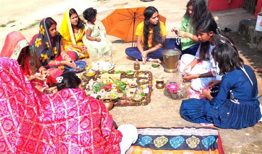 दीपावली के अंतिम  दिन भाई दुज में बहनों पर भाइयों ने जताया स्नेह