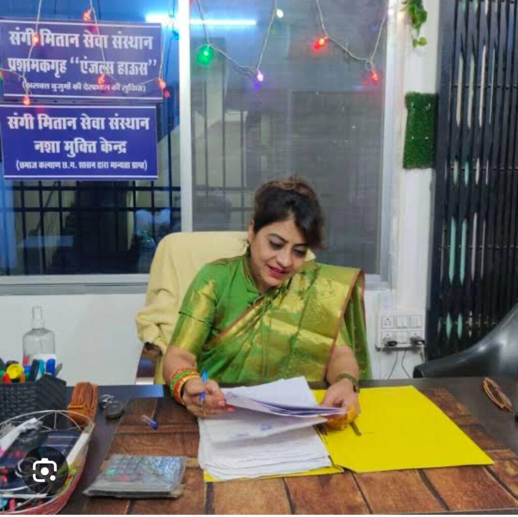 रायपुर की कथित समाजसेवी ममता शर्मा और उसके पति संजय शर्मा पर धोखाधड़ी व गाड़ी छीनने का गंभीर मामला दर्ज,