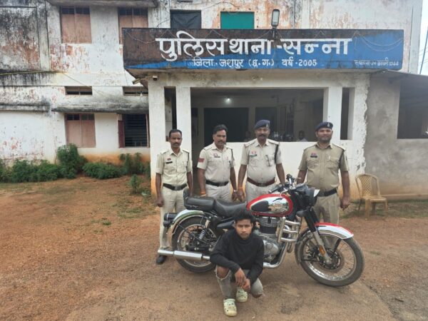 सन्ना मोटर साइकल चोरी का खुलासा , दो आरोपी गिरफ्तार