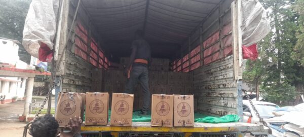 जशपुर में  22 लाख का   अवैध अंग्रेजी शराब पकड़ाया