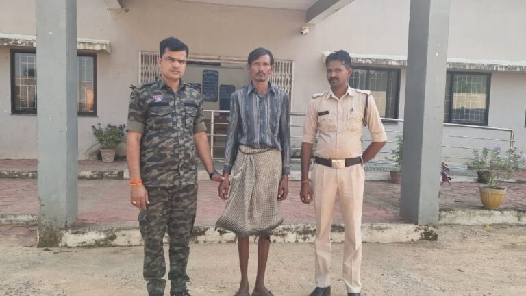 शराबी ने अस्पताल में महिला स्टाफ नर्स को दिया जान से मारने की धमकी