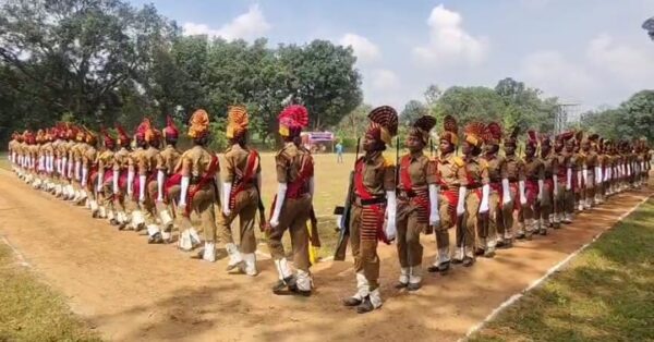 नवनियुक्त महिला नगर    सैनिकों  का दीक्षांत समारोह रानी बगीचा में संपन्न