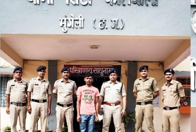 नाबालिग से दुष्कर्म कर अश्लील फोटो सोशल मीडिया पर कर दी वायरल