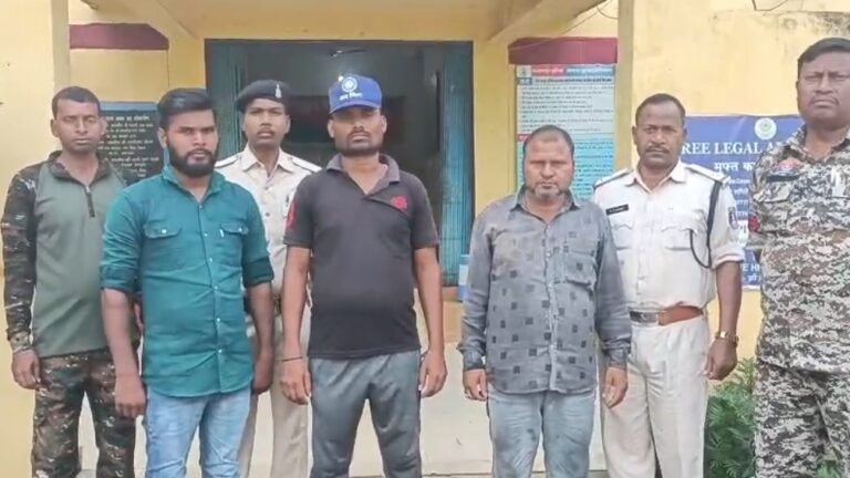 परिवहन चेकपोस्ट धनवार में शासकीय कर्मचारियों से मारपीट , आरोपी गिरफ्तार