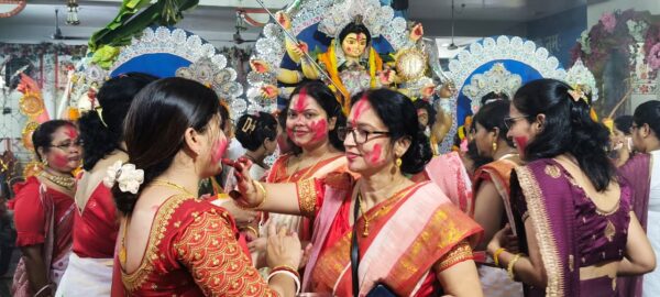 रायपुर में मां दुर्गा का विसर्जन: श्रद्धा, रंग और उल्लास का संगम