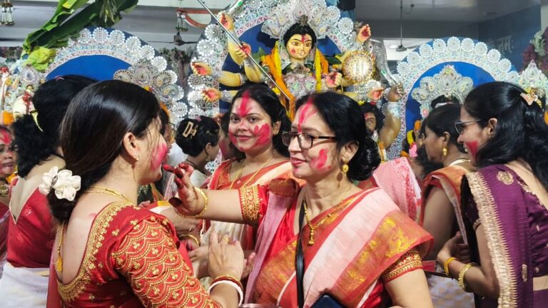 रायपुर में मां दुर्गा का विसर्जन: श्रद्धा, रंग और उल्लास का संगम