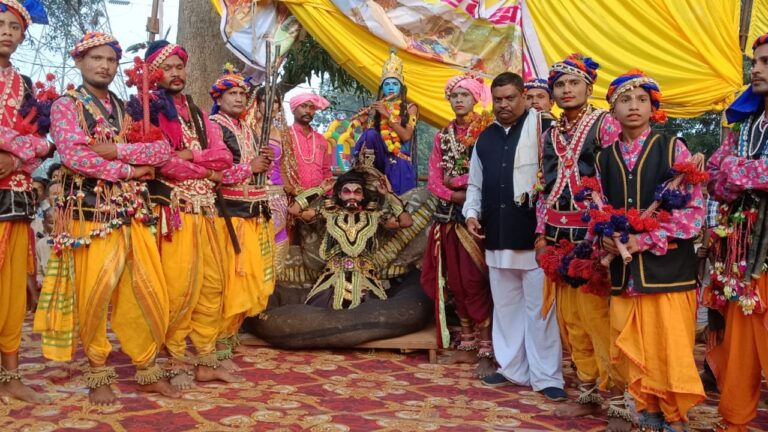 कणेश्वर घाट में कार्तिक पूर्णिमा का भव्य आयोजन