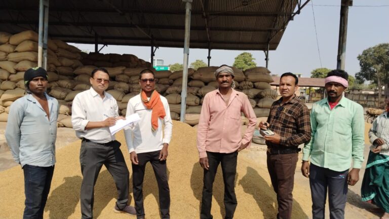 धान खरीदी ने पकड़ी रफ्तार, मंडियों में रौनक