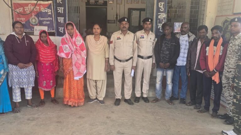 भिंजपुर में टोनही बताकर महिला से मारपीट, 1 पुलिसकर्मी समेत 8 आरोपी गिरफ्तार