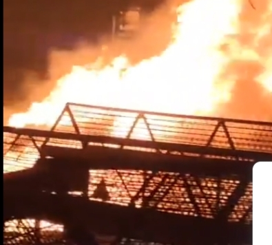 लाल किला मेट्रो स्टेशन के पास भीषण कार धमाका, 9 की मौत  10 घायल