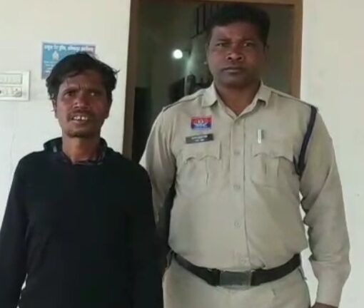 जशपुर में शराबी पति ने पत्नी की टांगी से हत्या,