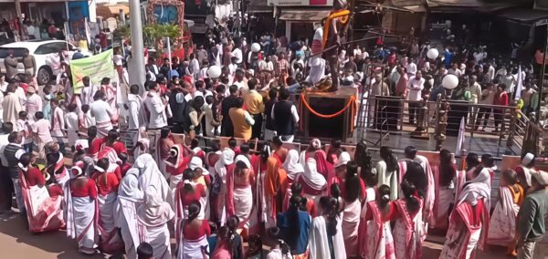 मुंडा समाज ने  बिरसा मुंडा की 150वीं जयंती पर विशेष आरक्षण की मांग