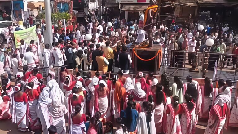 मुंडा समाज ने  बिरसा मुंडा की 150वीं जयंती पर विशेष आरक्षण की मांग