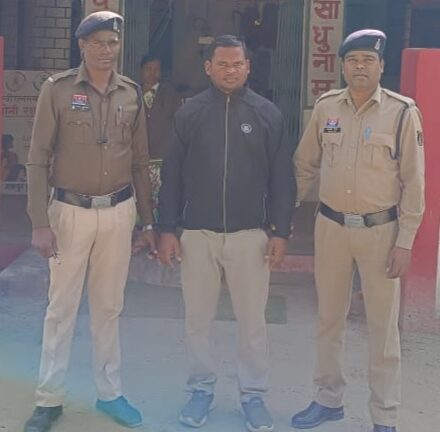 चौकीदार छात्राओं को करता था बैड टच, शिक्षा विभाग शर्मसार