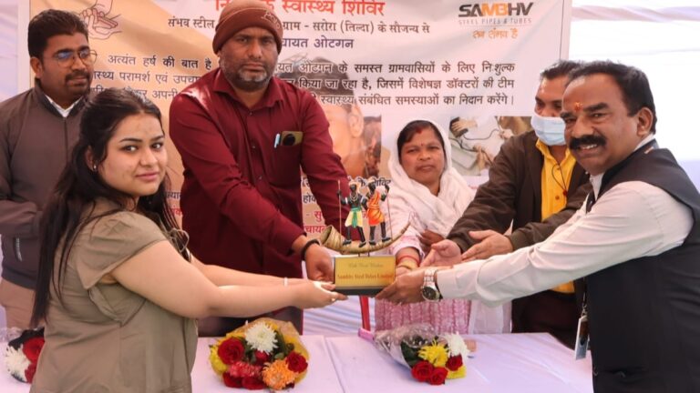 ओटगन में नि:शुल्क चिकित्सा शिविर सम्पन्न, 317 मरीजों का हुआ उपचार