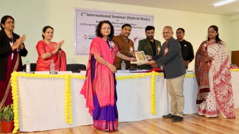 सांदीपनी एकेडमी अछोटी में दो दिवसीय अंतर्राष्ट्रीय सेमिनार