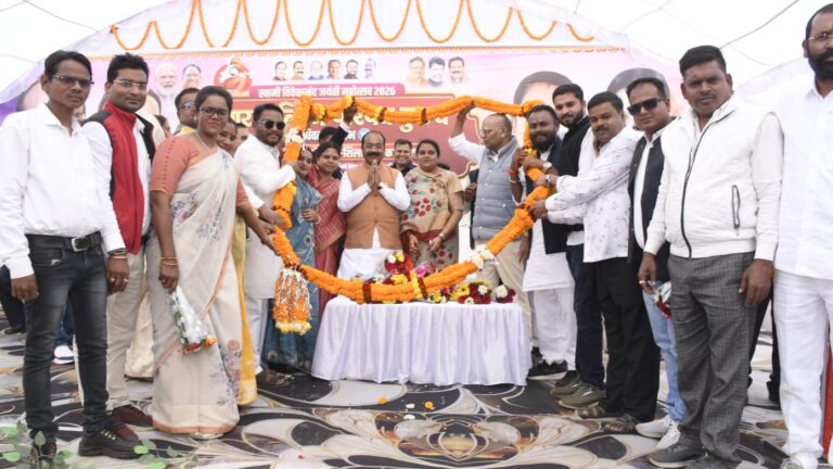 स्वामी विवेकानंद की जयंती पर नगर पालिका परिषद कुरूद का  शुभारंभ