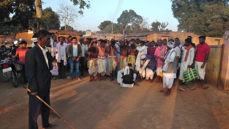 नगरी के मोतीमडीह लिखमा में मनाया  माता पहुंचनी पर्व