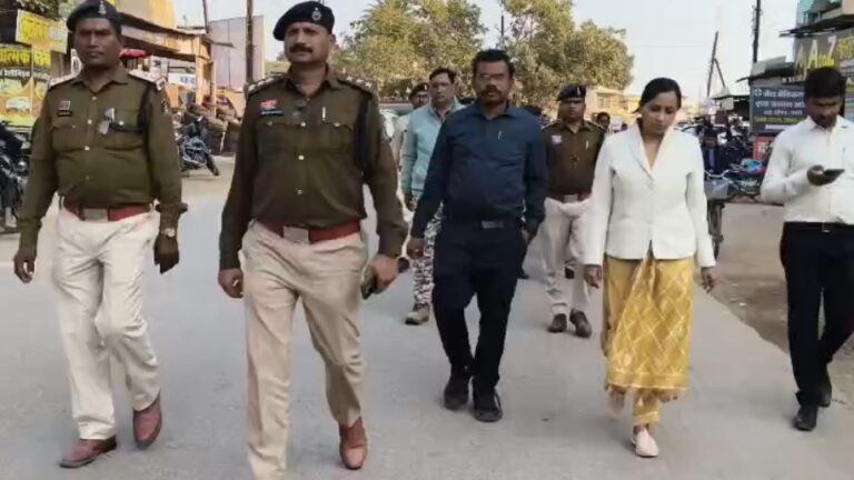 नववर्ष 2026 :नगरी में प्रशासन का सघन भ्रमण, शांति व्यवस्था बनाए रखने की अपील